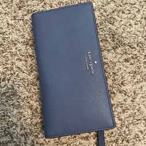 Kate Spade periwinkle blue wallet